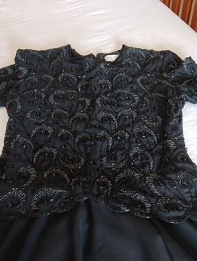 Ladies VintagePapell Boutique Black Sequin Bodice Chiffon Dress
